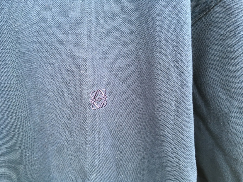 VネックカットソーのLOEWE