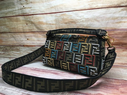 2WAYバッグのFENDI