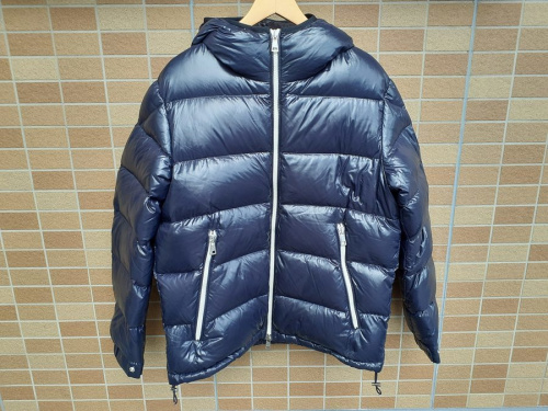ジャケットのダウンジャケット