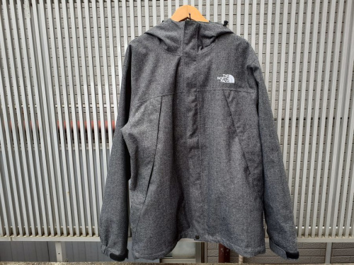 ジャケットのマウンテンパーカー