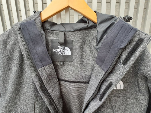 マウンテンパーカーのTHE NORTH FACE