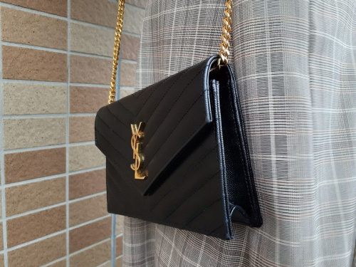 チェーンショルダーバッグのSaint Laurent Paris