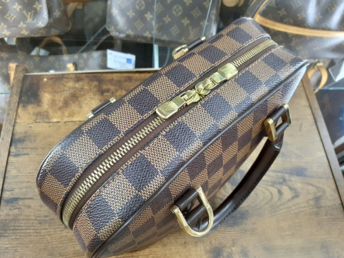 LOUIS VUITTONのヴィトン買取 東京
