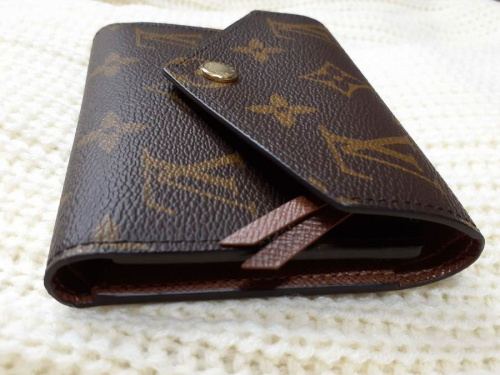 ポルトフォイユ･ヴィクトリーヌのLOUIS VUITTON