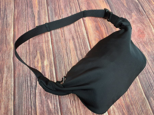 ボディーバッグのBALENCIAGA