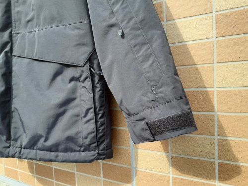 ストームピークパーカのTHE NORTH FACE