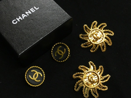 ブランド・ラグジュアリーのアクセサリー