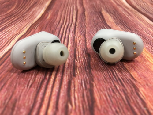 ワイヤレスイヤホンのSONY