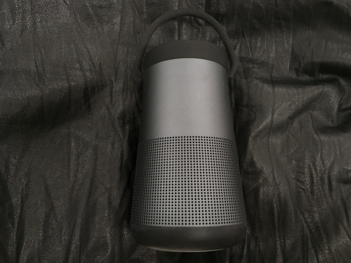 スピーカーのSoundLink Revolve Bluetooth speaker