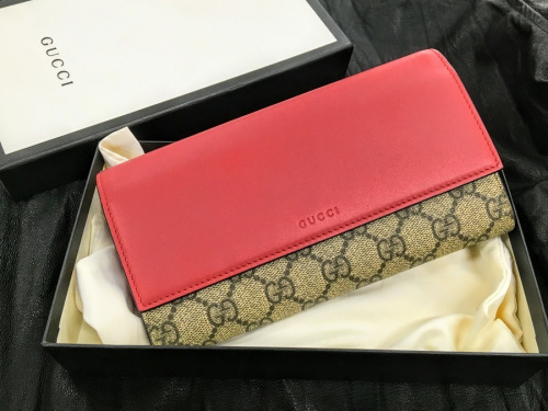 ブランド・ラグジュアリーの長財布