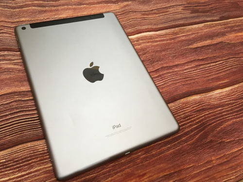iPad(第6世代)のApple