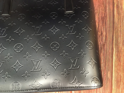 ストックトンのLOUIS VUITTON