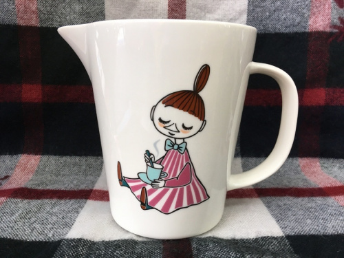 卓上小物のピッチャー