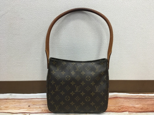 バッグのショルダーバッグ