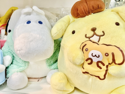 キャラクターグッズのHELLO KITTY