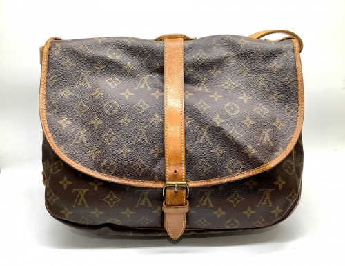 バッグのショルダーバッグ