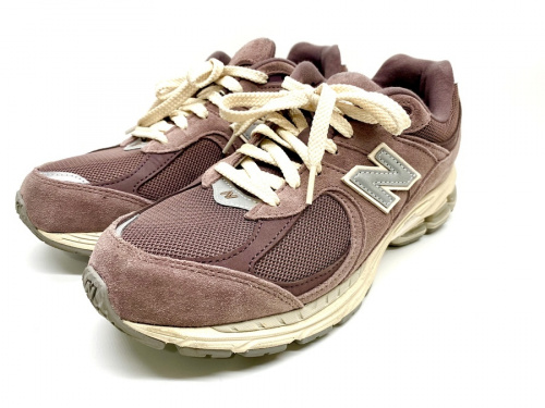 スニーカーのNEW BALANCE