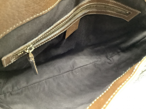 GUCCIのグッチ