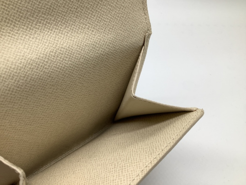 2つ折り財布のLOUIS VUITTON