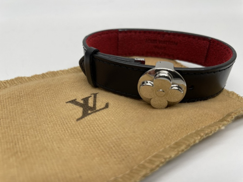 アクセサリーのキーリングチャーム