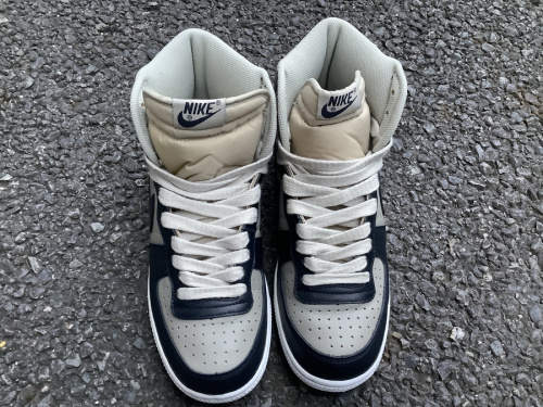 NIKEのメンズ