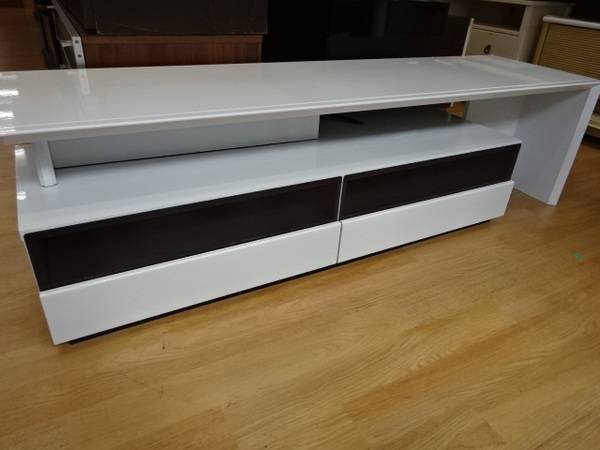 【トレファク神戸新長田】ホワイトのテレビボード入荷しました！!!【取りに来れる方限定】 家具の購入・買取は新長田店！お洒落なテレビボード 入荷致しました