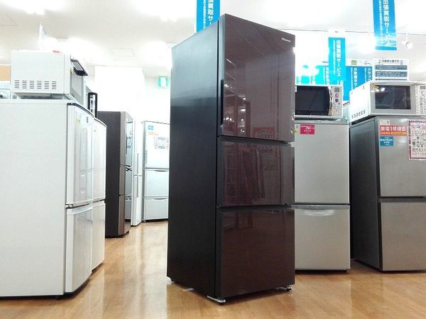Hisense ダークブラウン 3ドア冷蔵庫 Amazon.co.jp: Hisense 冷蔵庫 幅55cm 282L ダークブラウン HR