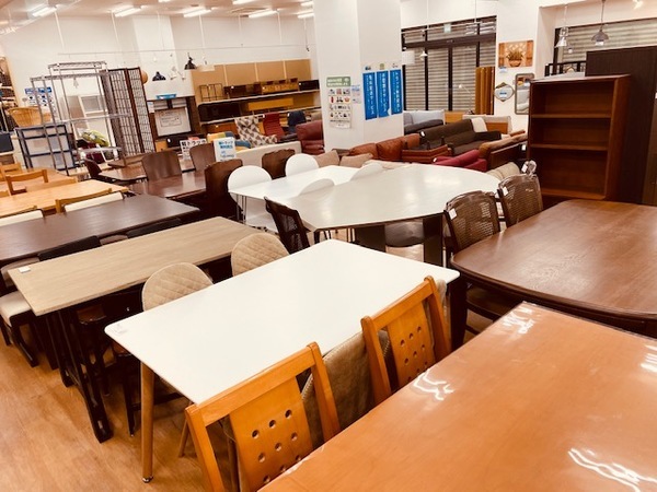 地域最大級中古家具】新生活応援！家具も豊富に取り揃えております