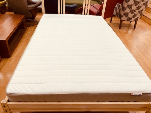 地域最大級中古家具】セミダブルベッド入荷しております！｜2020年03月