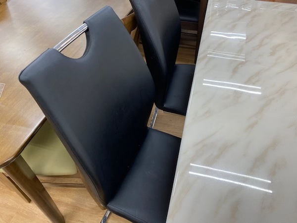 中古家具地域最大級!!】大理石テーブルのダイニングセット入荷！｜2020