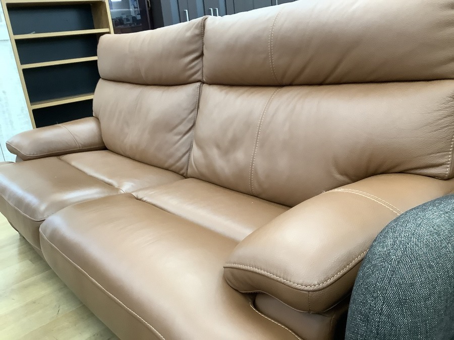 ★値下げしました★【トレファク神戸新長田店 買取/販売】取りに来られる方限定！karimokuの3人掛けソファーご紹介です トレファク 神戸新長田店｜兵庫県神戸市のリサイクルショップ