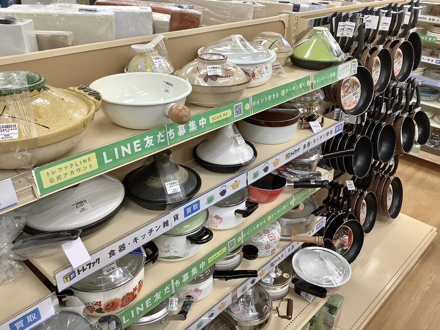 【トレファク神戸新長田】ホワイトの食器棚入荷しました！!!!【取りに来れる方限定】 トレファク神戸新長田】ホワイトの食器棚入荷しました！！！!【取りに