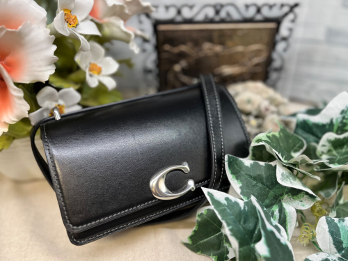 ブランド品買取強化中！！】COACHよりバンディットクロスボディのご