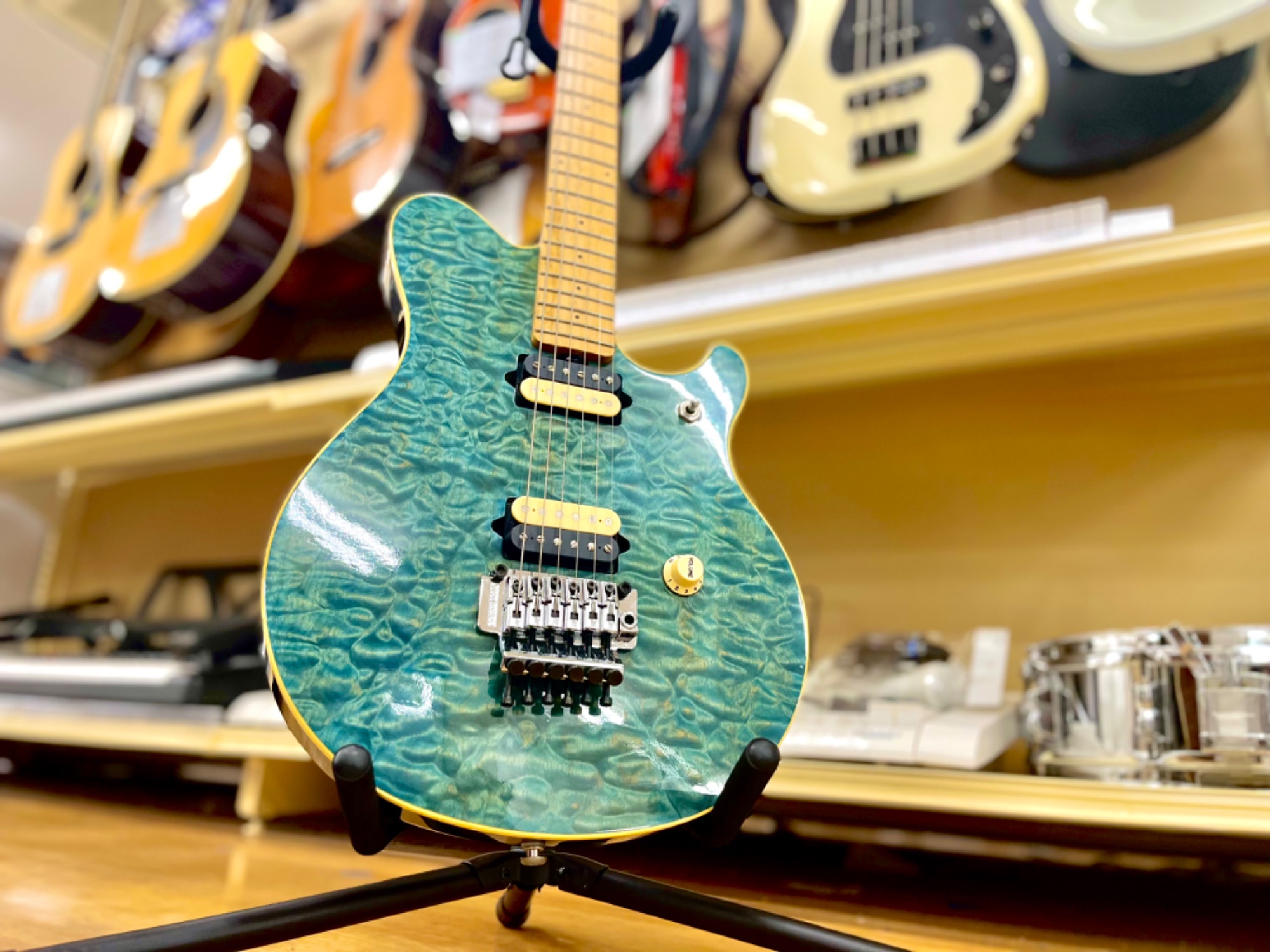 楽器買取強化中！！】Musicman・Axis EXエレキギターが入荷いたしまし
