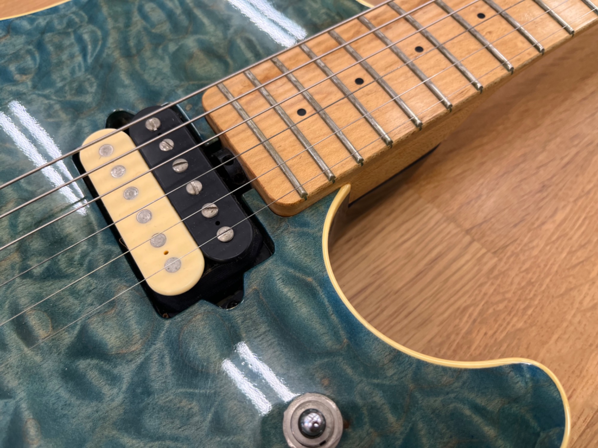 楽器買取強化中！！】Musicman・Axis EXエレキギターが入荷いたしまし