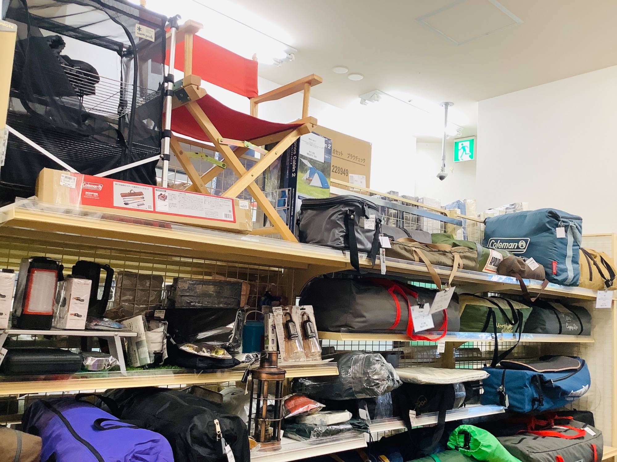 お買得アウトドア用品多数展示中！！】当店オススメのキャンプグッズを