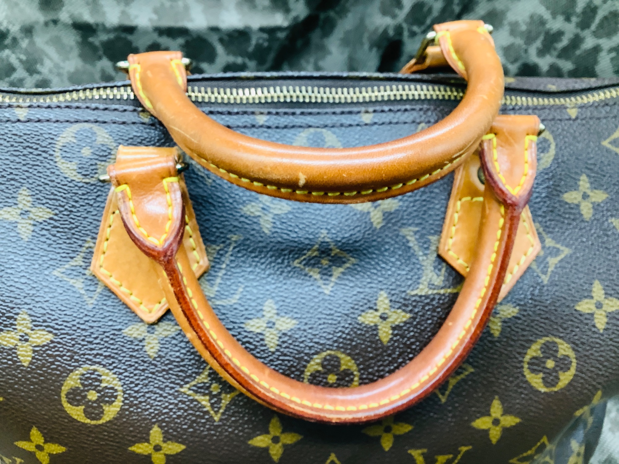 GUCCI・LOUIS VUITTON買取強化中！！】LOUIS VUITTONのハンドバッグ