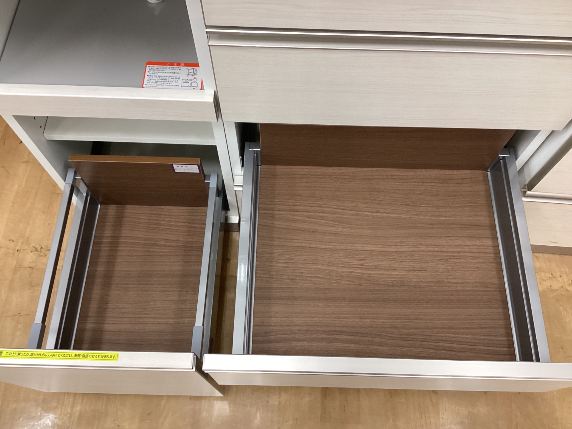 家具買取強化中！！】綾野製作所のレンジボードをご紹介します 