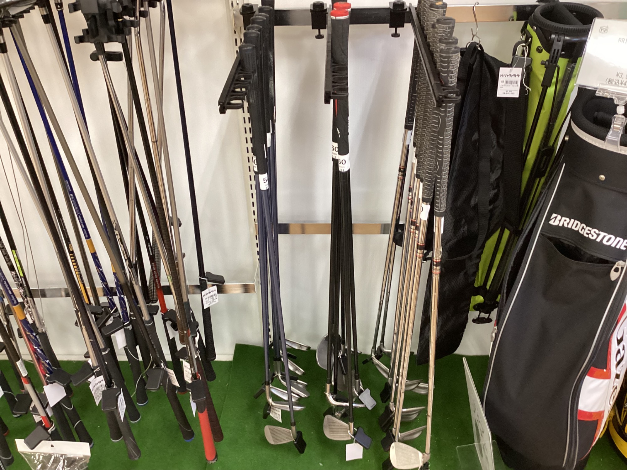 【トレファク神戸新長田】【値下げしました】HONMAのゴルフバッグ入荷しました！【取りに来れる方限定】 HONMA (ホンマ) キャディバッグ ホワイト×ブルー×レッド｜トレファクONLINE