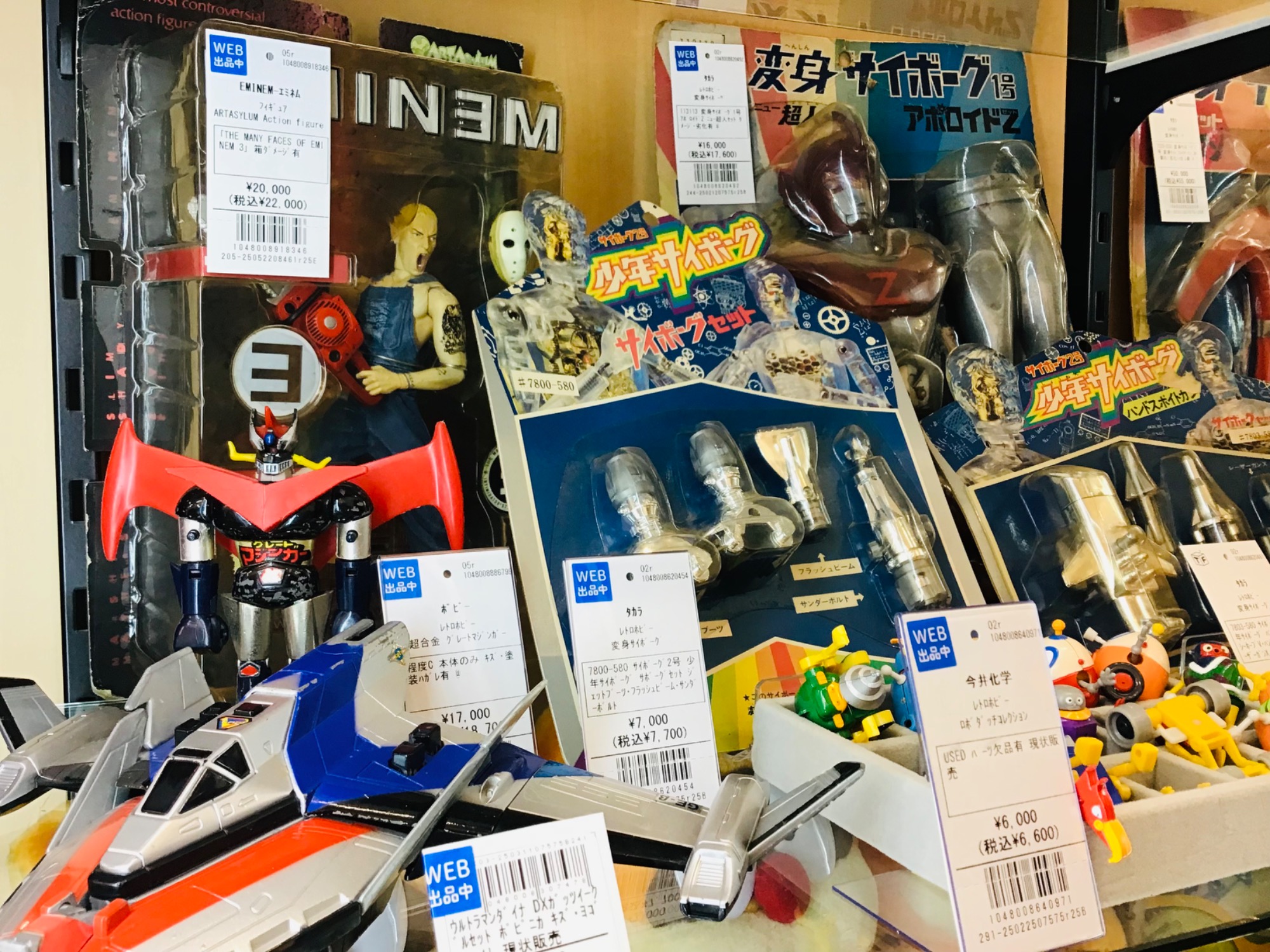 【トレファク神戸新長田】THREE-UPのカーボンヒーター2018年製です!【取りに来れる方限定】 トレファク神戸新長田】HITACHIの5ドア冷蔵庫です！！【取りに