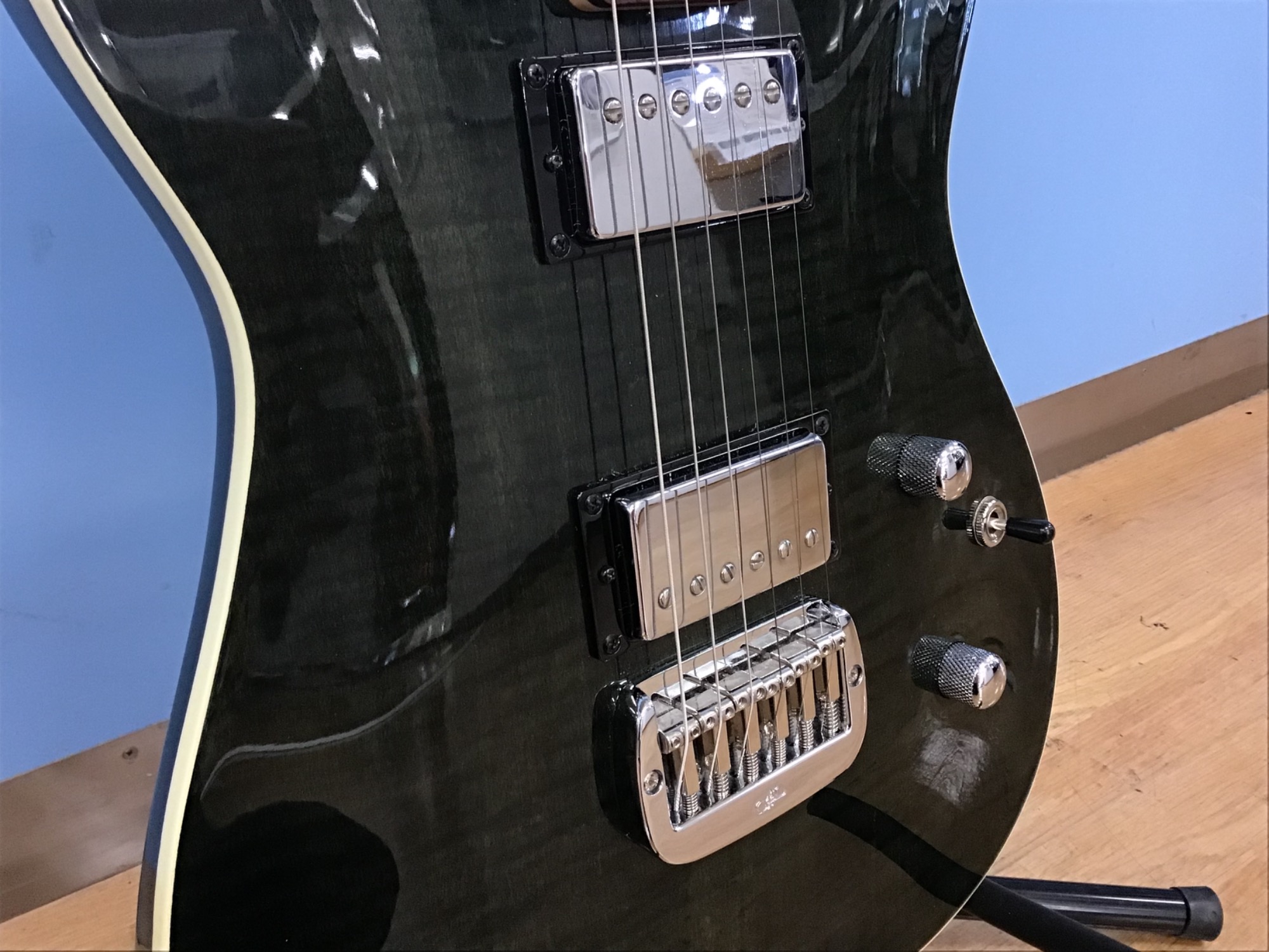 楽器買取強化中！！】G&L(ジーアンドエル）Tribute Series ASAT DELUXE