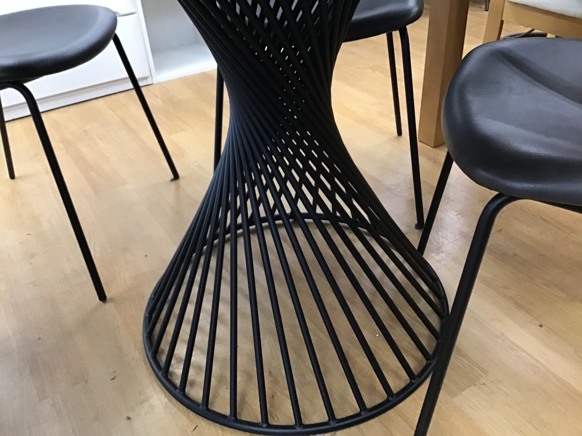 家具多数展開中】 CALLIGARIS(カリガリス)のダイニング5点セットをご