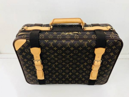 ルイヴィトン(LOUIS VUITTON)の神戸新長田
