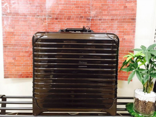 ブランド・ラグジュアリーのリモワ　買取