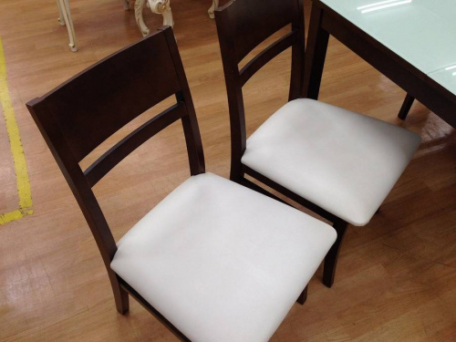 神戸　中古家具のテーブル　中古　販売