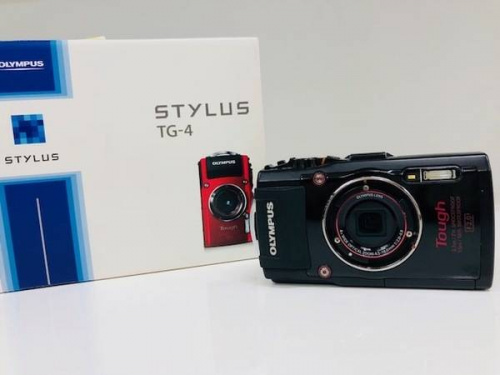 デジタル家電のデジタルカメラ