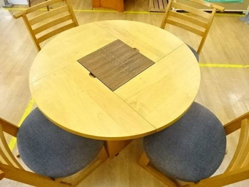 家具のダイニングセット