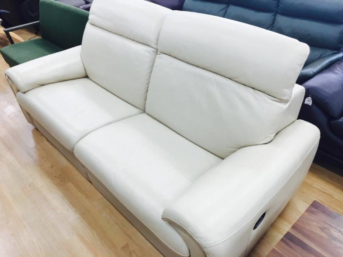 家具の電動ソファー　レザーソファー