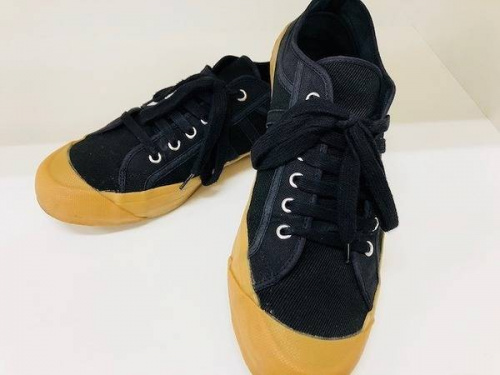メンズファッションのスニーカー