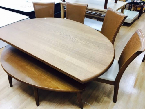 家具のダイニングセット